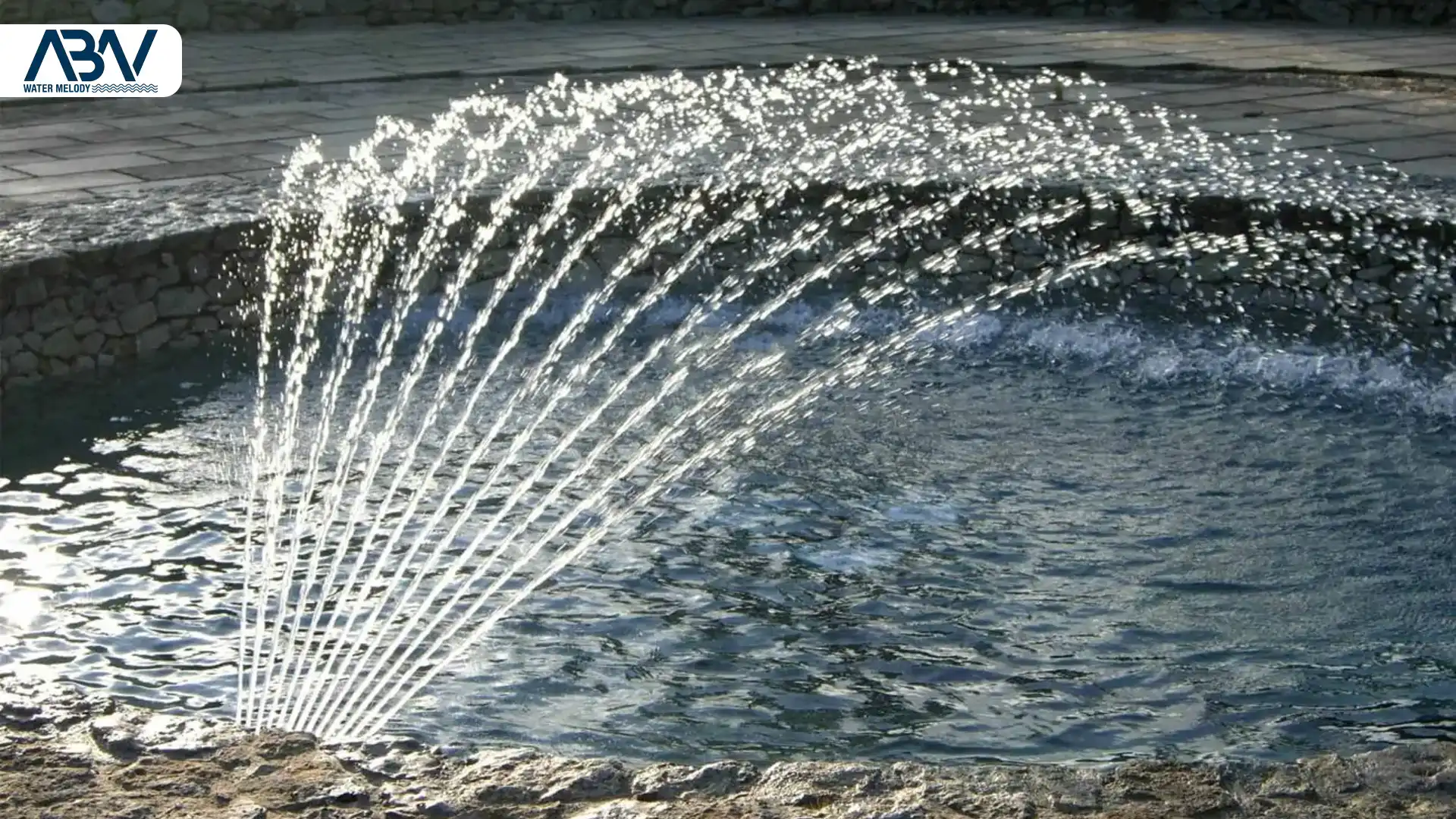 نازل آبنمای پنجه ای